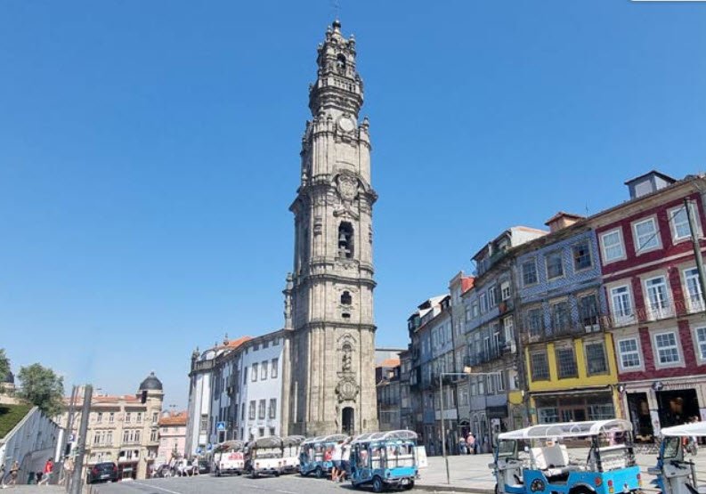 Torre dos Clérigos, Porto, Portugal